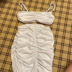 White 2 piece set